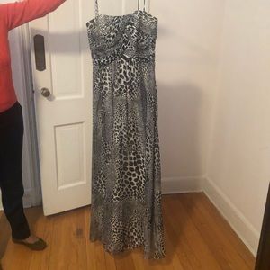 Laundry Black & White Gown Size 8